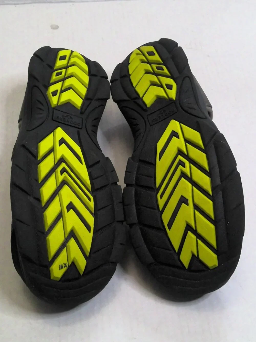 Mens Dockers Fisherman Sandals Grey Yellow Sport Outdoor, Sporty Y2K Size 7 M